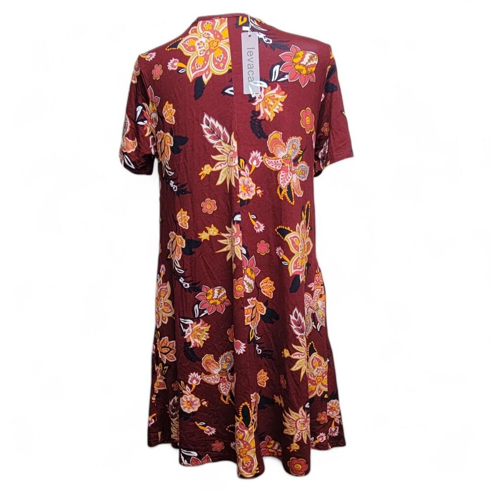 Levaca Dress Women's Medium Red Floral Pockets Casual Jersey Stretch Flowy NWT - Picture 2 of 9